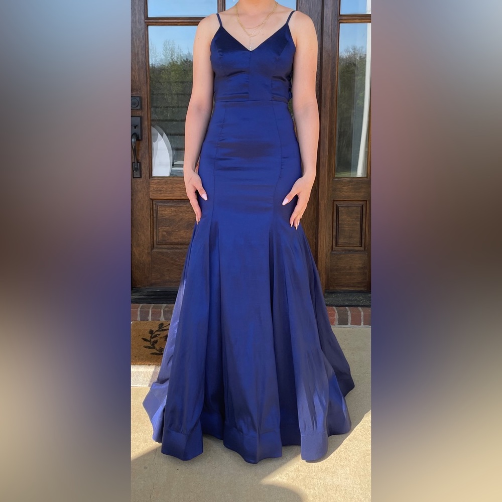 Pretty blue prom dress with tie back
